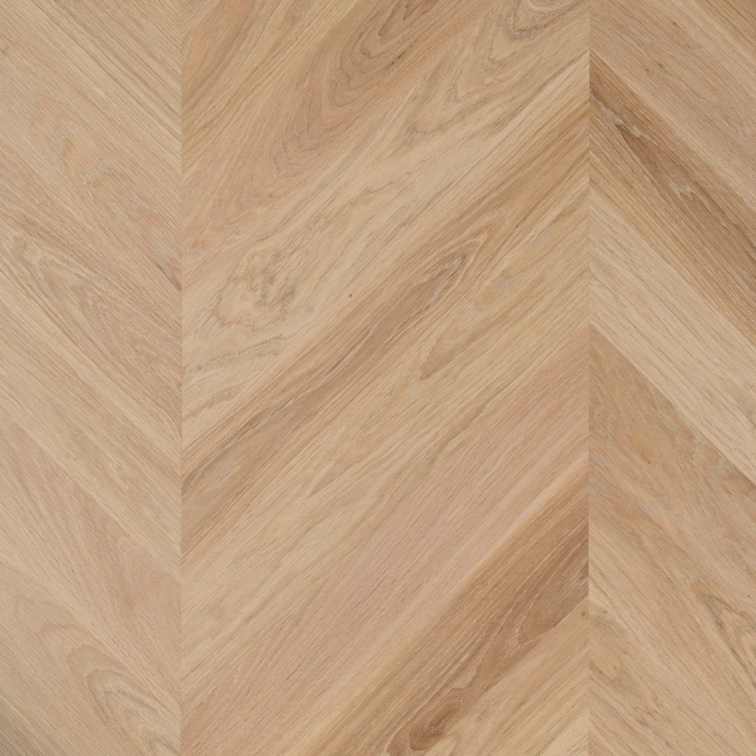 Massiv Fransk sildebensparket, Chevron - Hørning Eg Natur - 16 x 100 x 500 mm